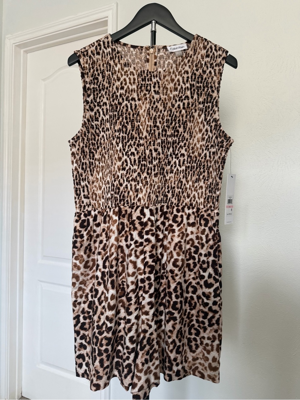 Calvin Klein Women’s Leopard Print Romper Sleeveless Animal Print